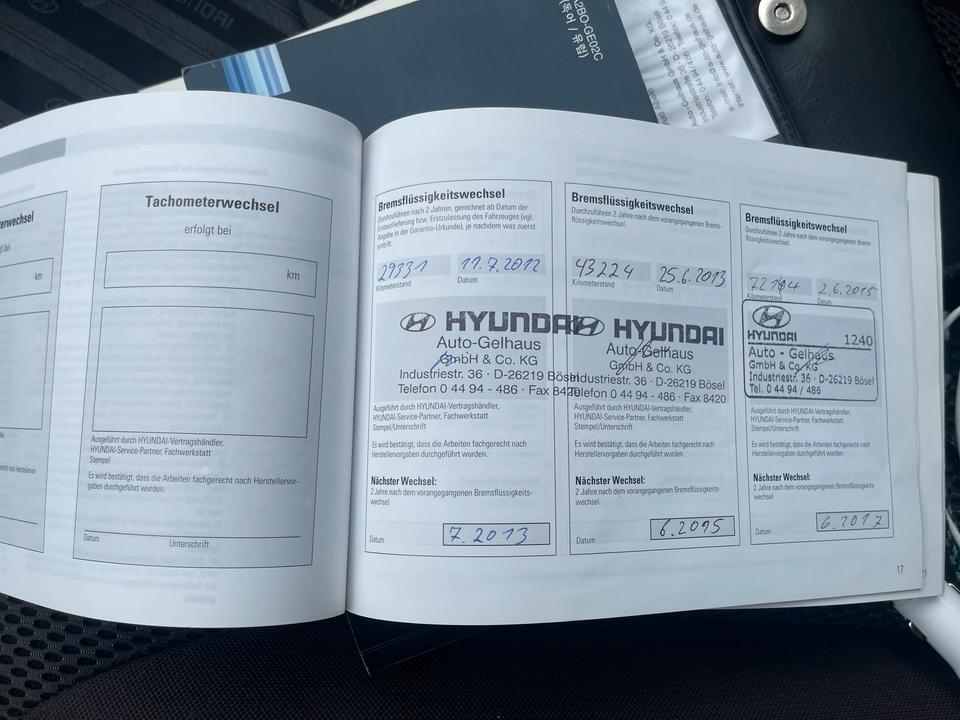 Hyundai Santa 2010 — photo 18