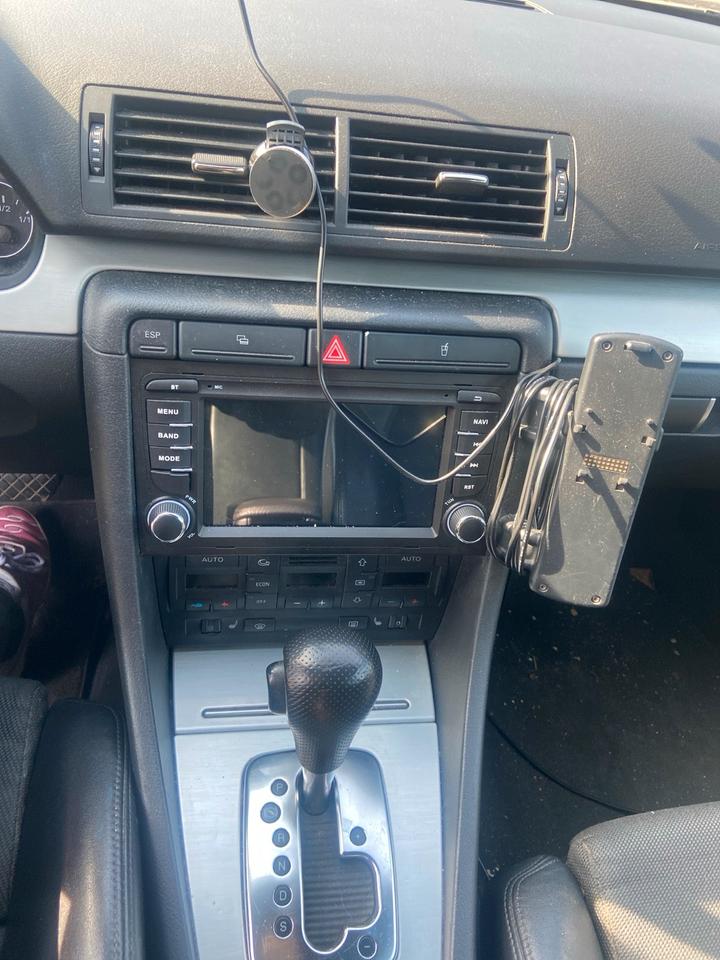 Audi A4 2005 — photo 6