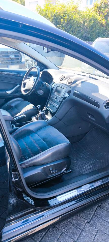 Ford Mondeo 2011 — photo 6