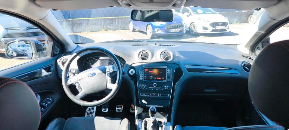 Ford Mondeo 2011 — photo 7