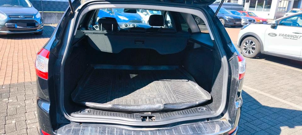 Ford Mondeo 2011 — photo 9