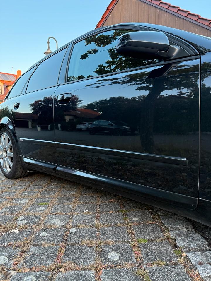 Audi A4 2004 — photo 8