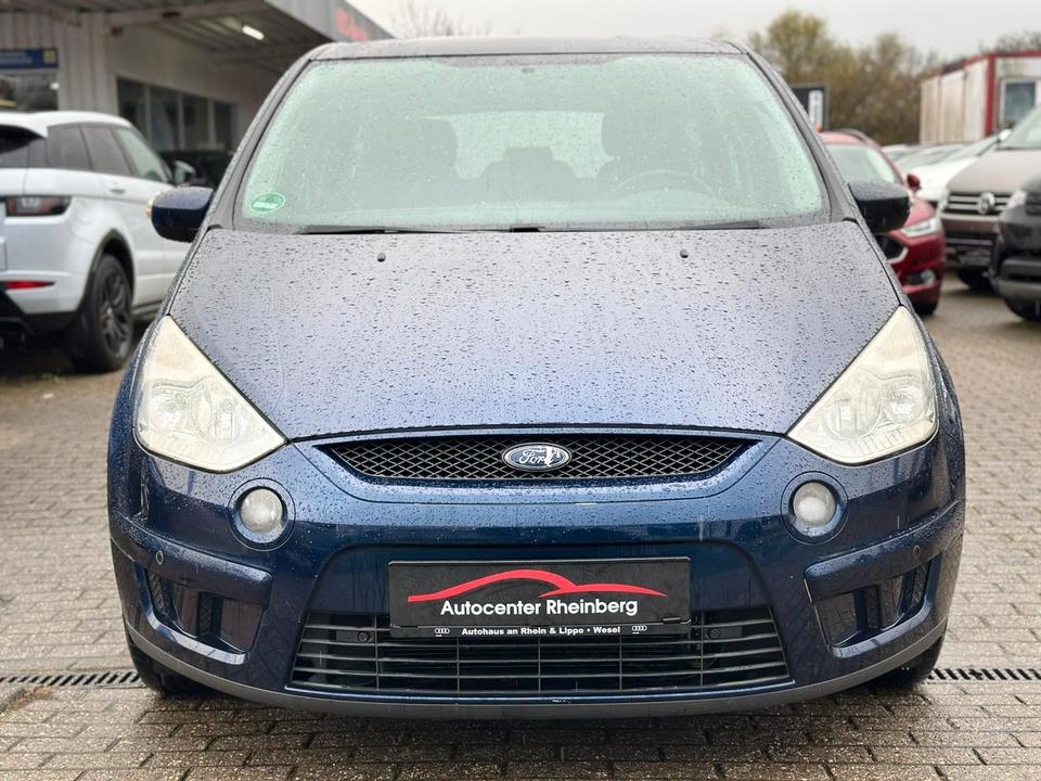 Ford S-Max 2007 — rear view