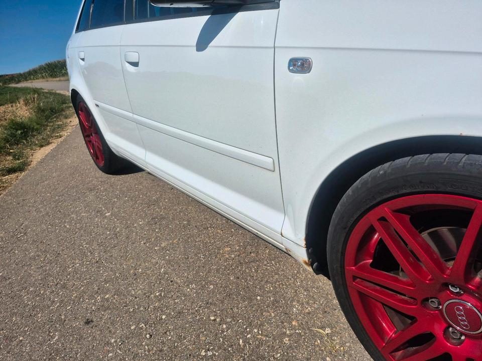 Audi A3 2007 — салон