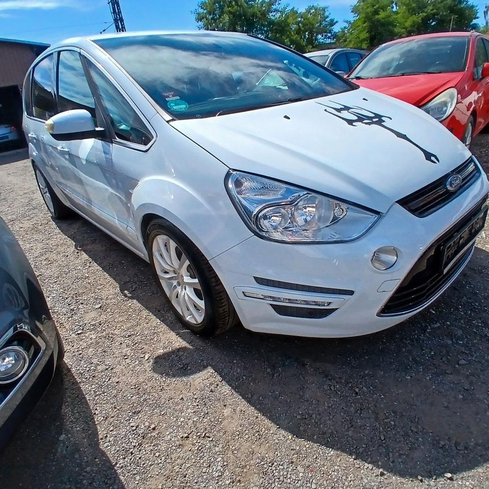 Ford S-Max 2011 — photo 7