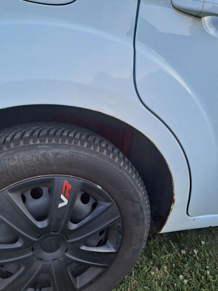 Ford S-Max 2011 — photo 10