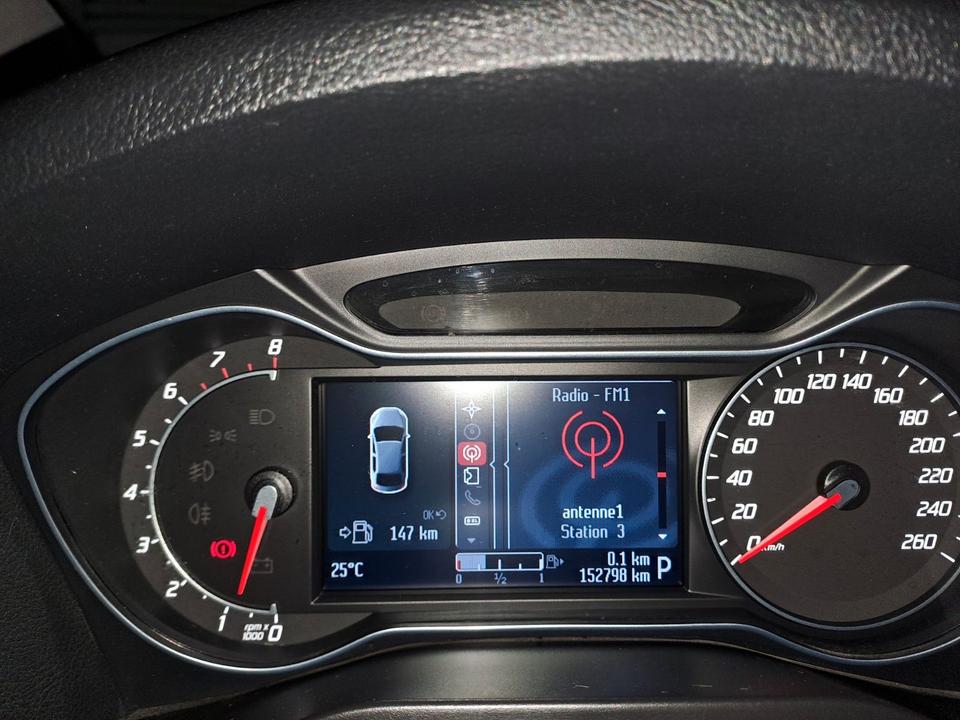 Ford S-Max 2011 — engine