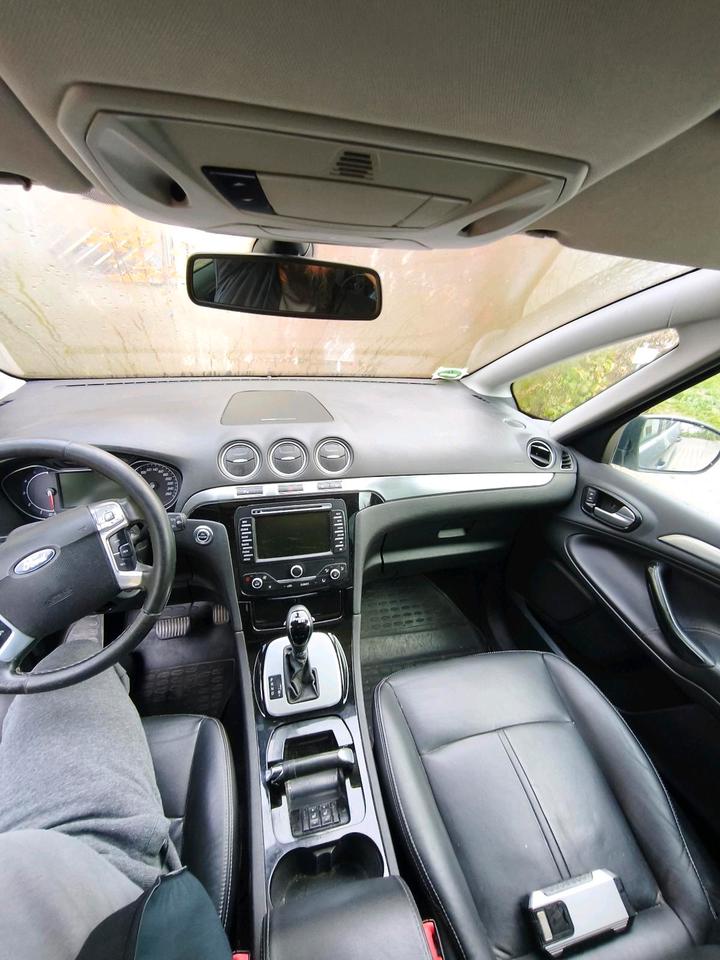 Ford S-Max 2011 — photo 5