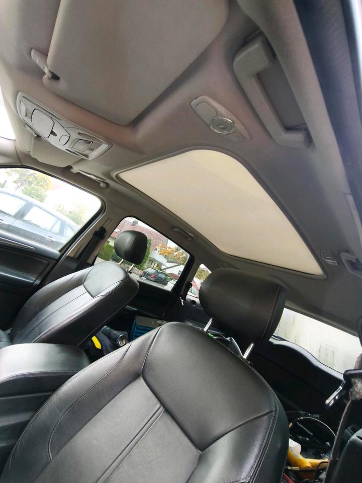 Ford S-Max 2011 — photo 7
