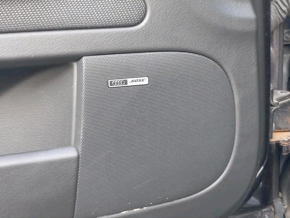 Audi A4 2007 — interior