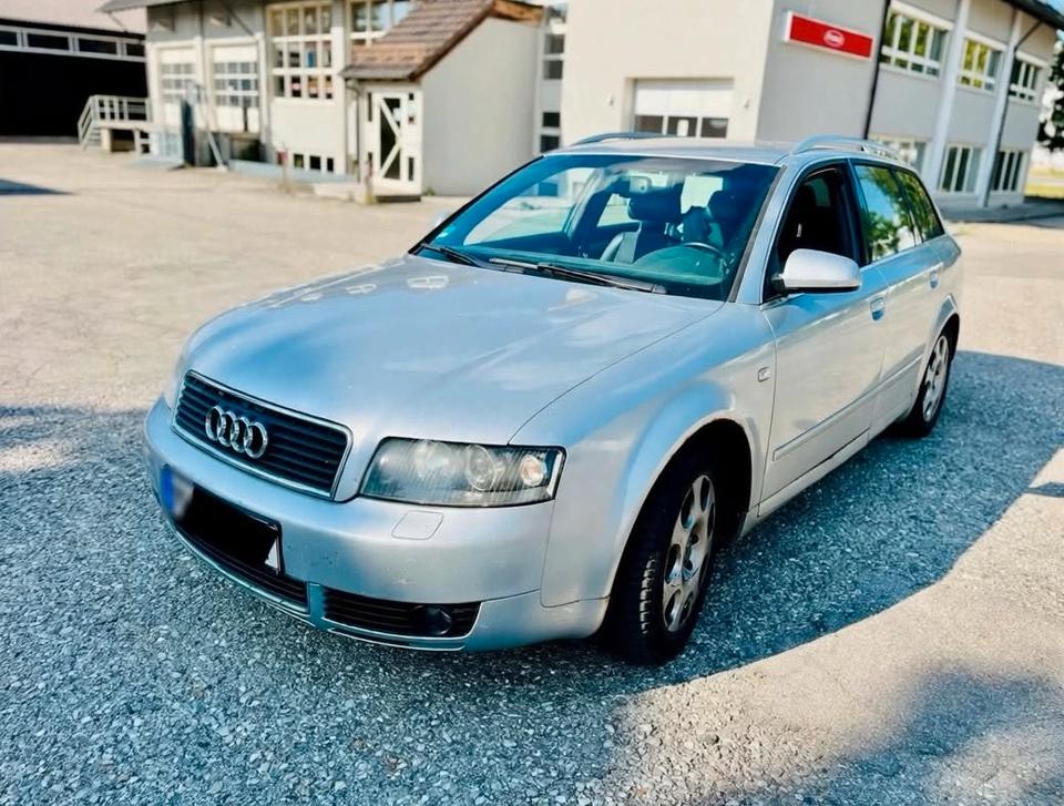 Audi A4 2004 — фото 6