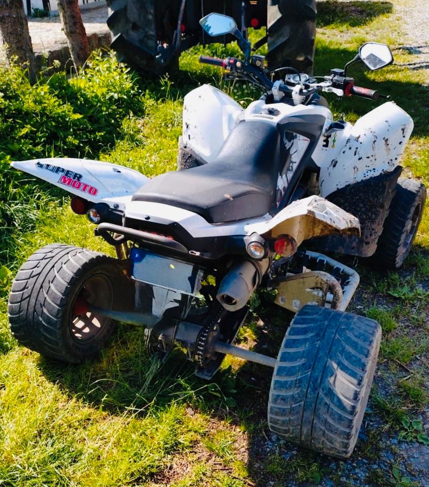 Weitere Motorräder Adly 320 S Quad weiß 2014 — photo 5