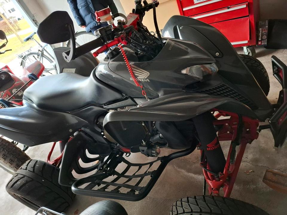 Honda Quad Honda TRX 700XX LOF Zulassung 2009 — interior