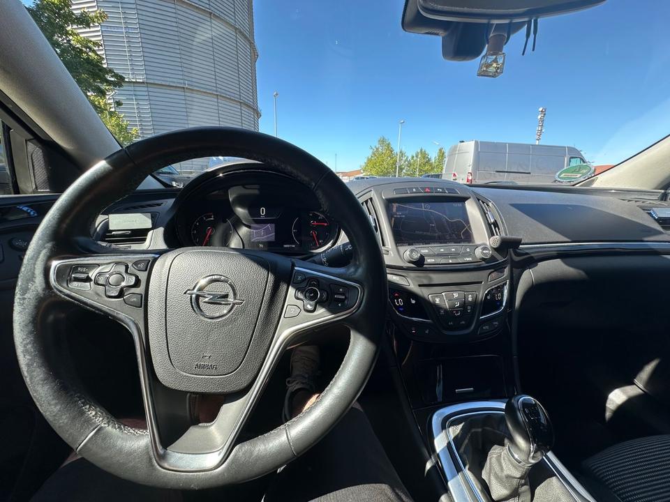 Opel Insignia 2014 — photo 9