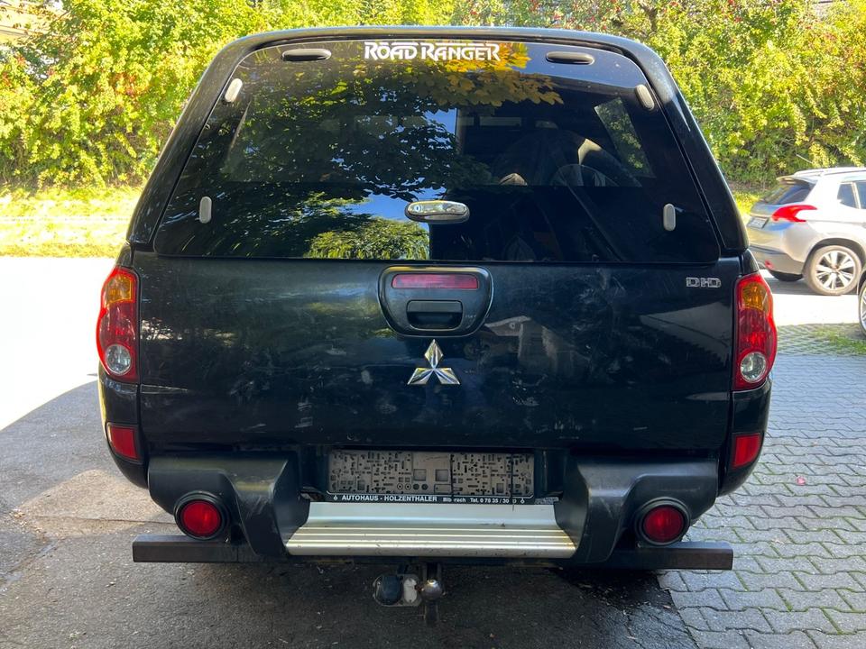 Mitsubishi L200 2008 — двигун