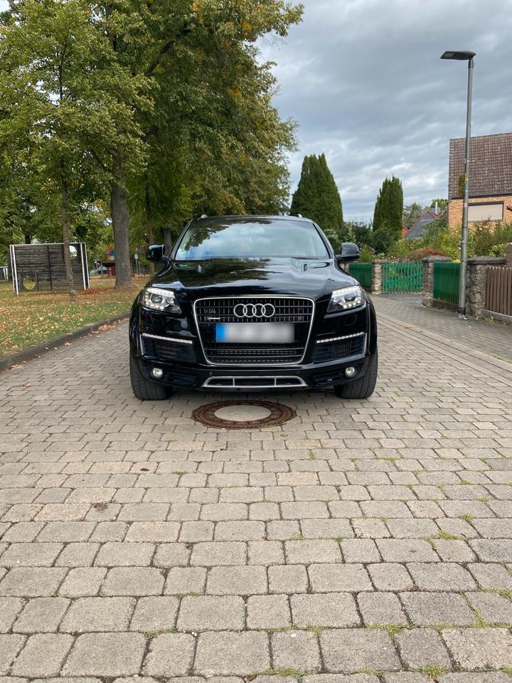 Audi Q7 2007 — rear view