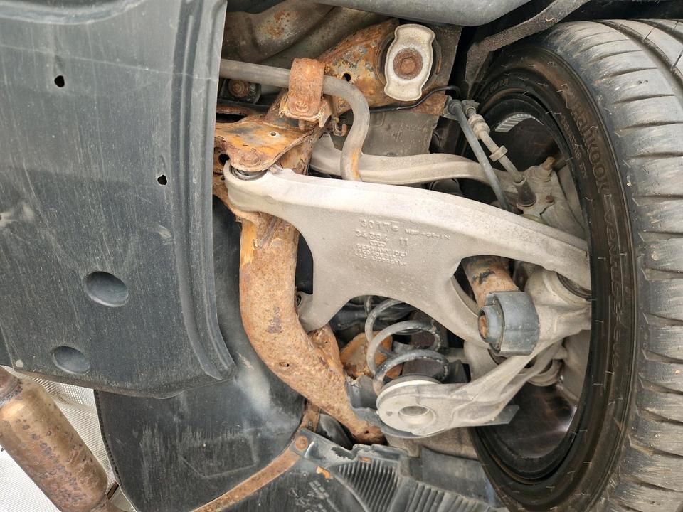 Audi A4 2011 — photo 16