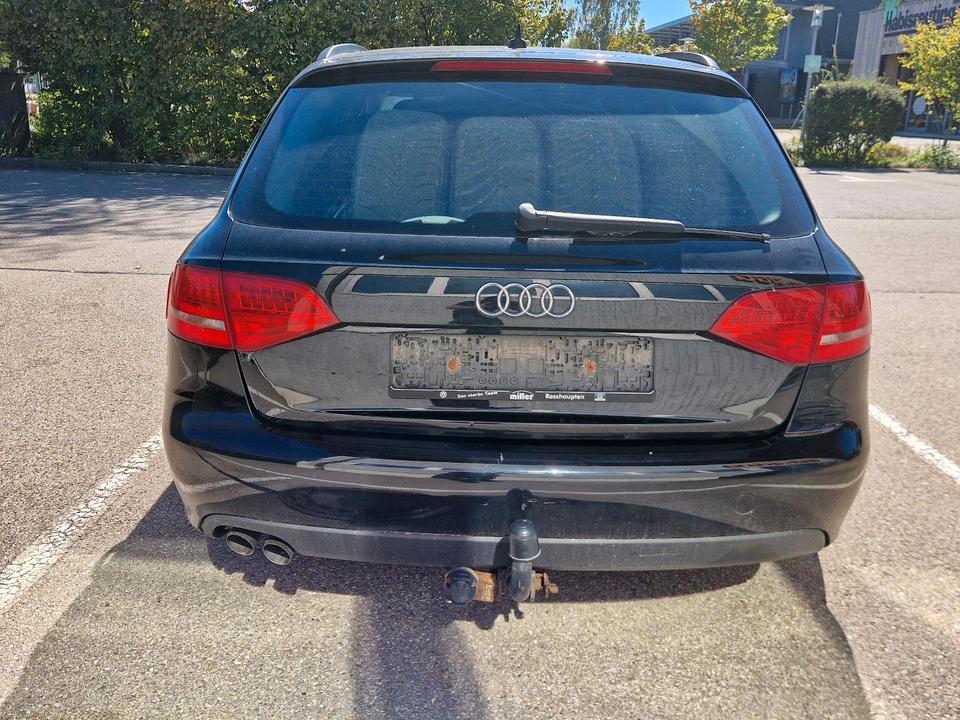 Audi A4 2011 — photo 8