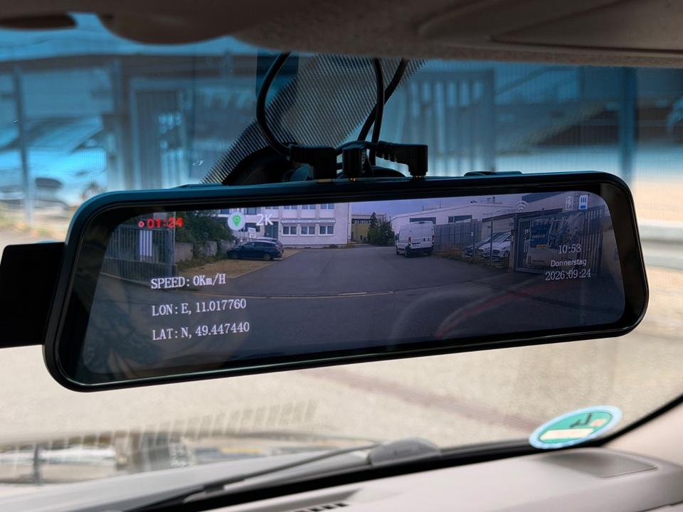 Nissan Navara 2012 — photo 13
