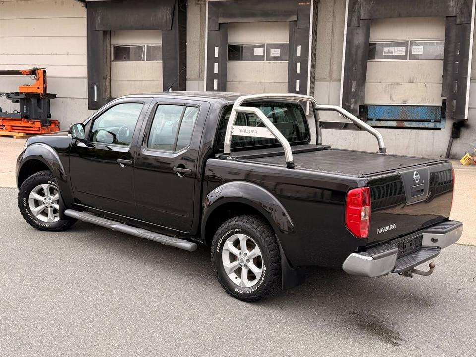 Nissan Navara 2012 — engine