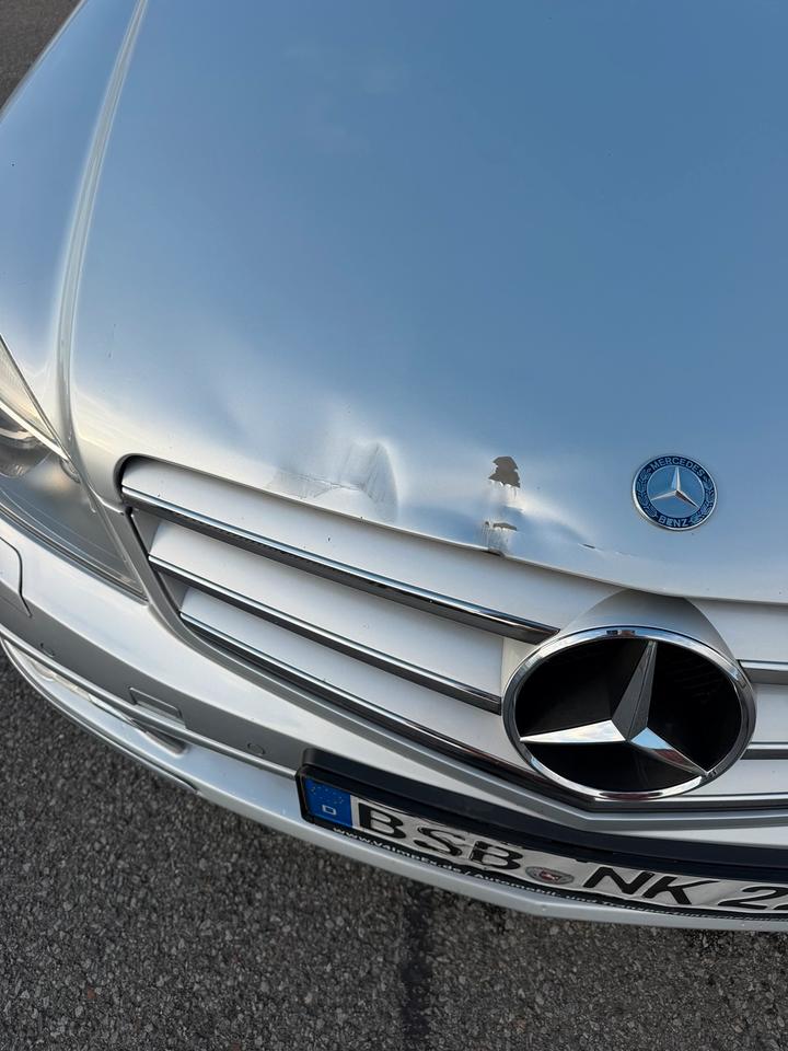 Mercedes Benz C 220 2010 — photo 11