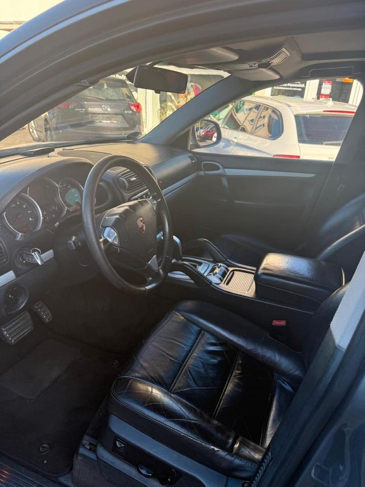 Porsche Cayenne 2005 — photo 17