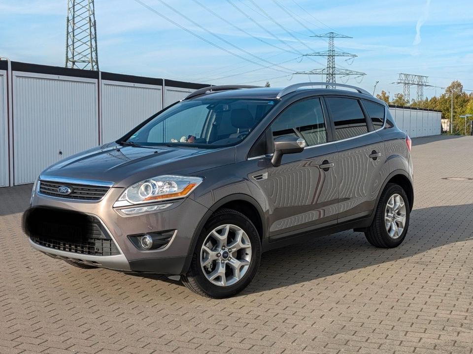 Ford Kuga, 2012