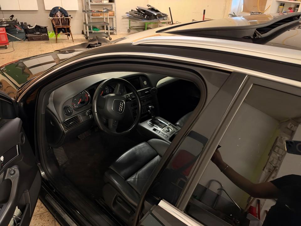 Audi A6 2006 — rear view