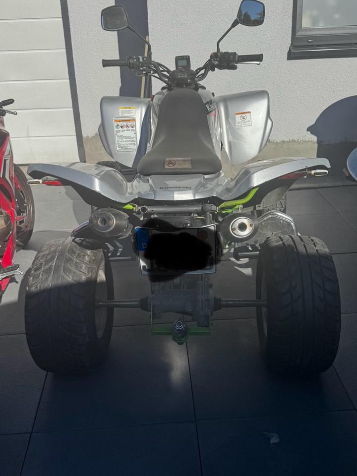 Kawasaki KFX 700 Kawasaki 2006 — rear view