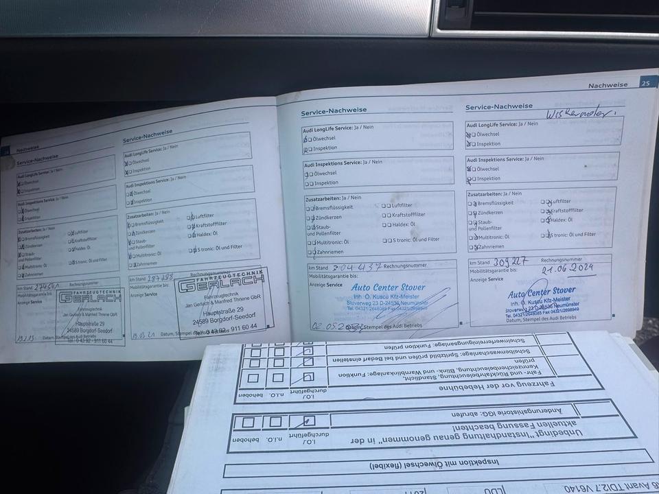 Audi A6 2011 — photo 12