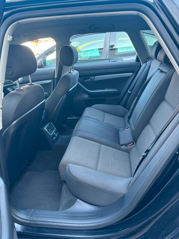 Audi A6 2011 — photo 6