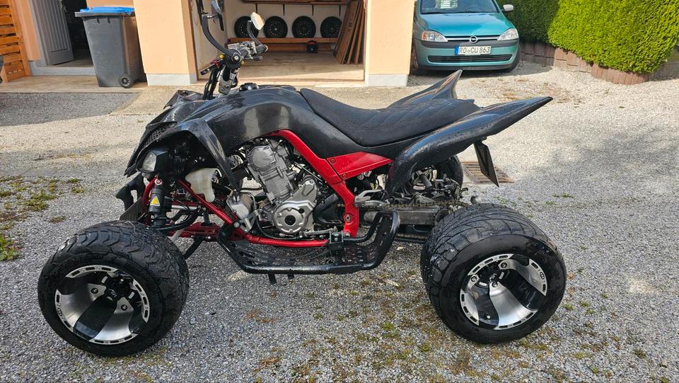 Yamaha Raptor R Special Edition 2015 — rear view