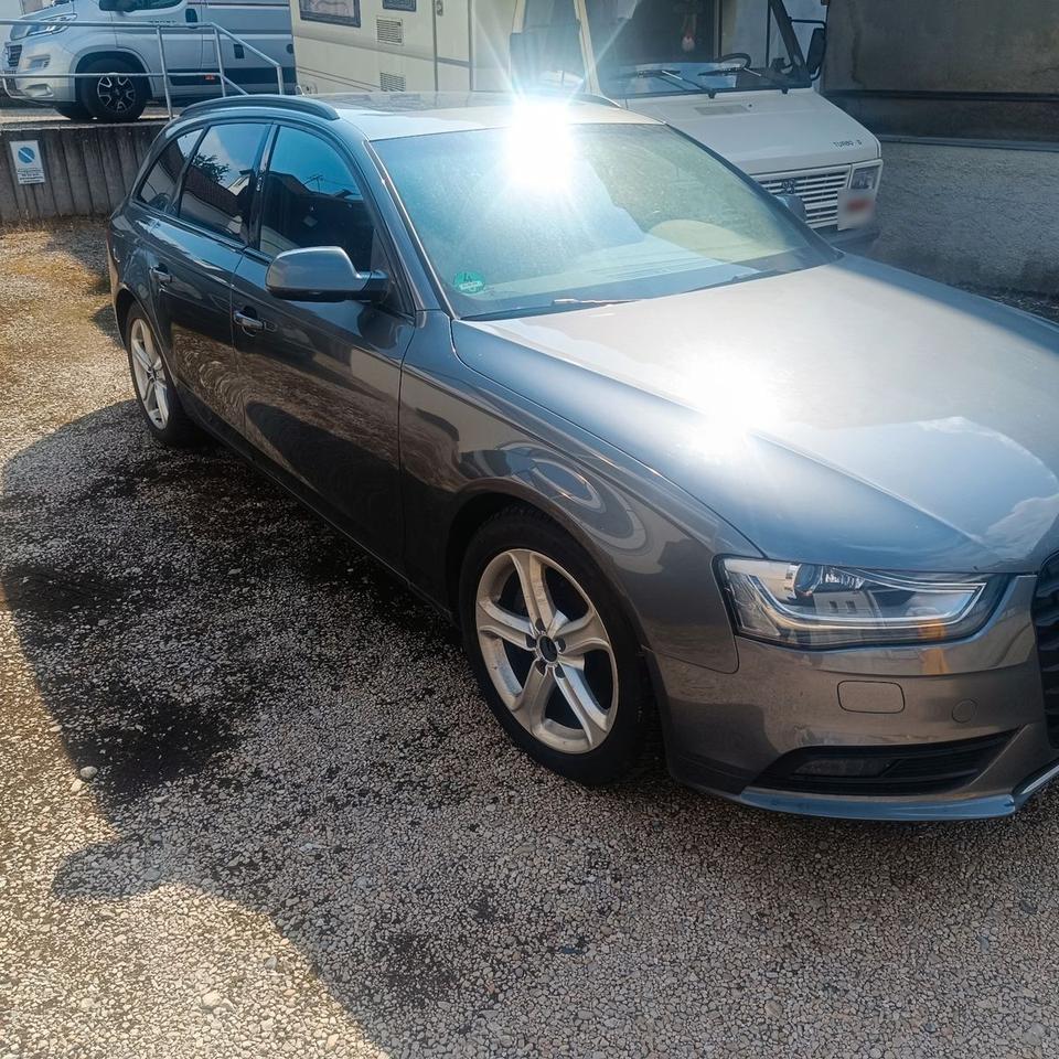Audi A4 2014 — rear view
