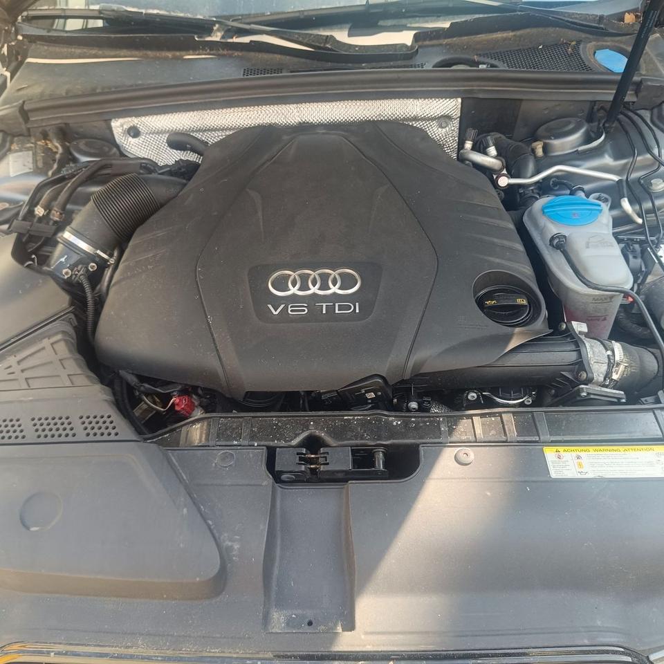 Audi A4 2014 — photo 6