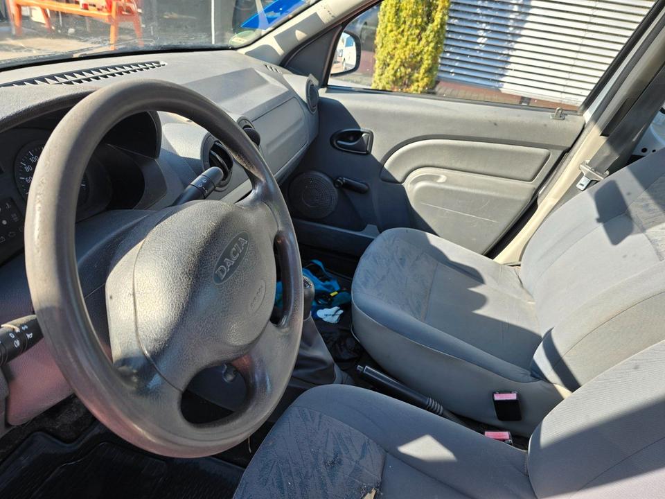 Dacia Logan Pick-Up 2012 — photo 14