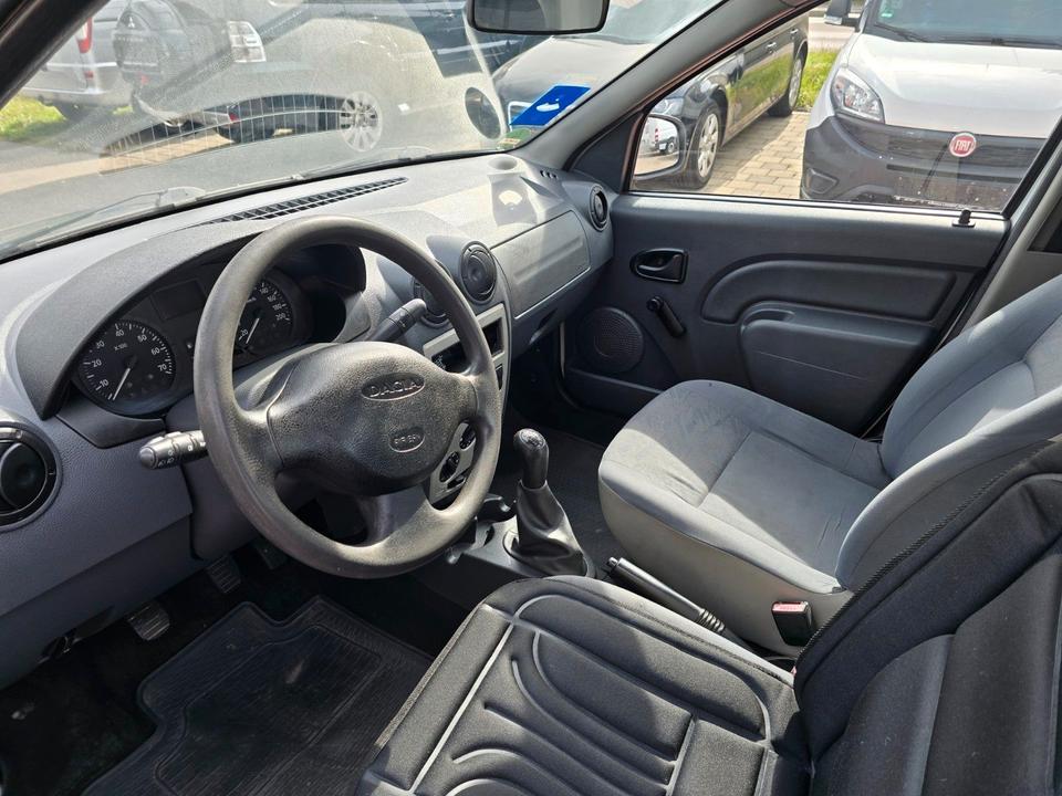 Dacia Logan Pick-Up 2012 — photo 25