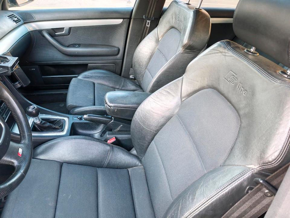 Audi A4 2005 — photo 18