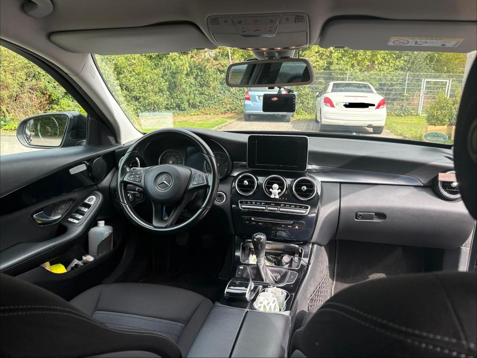 Mercedes Benz C 200 2014 — photo 11