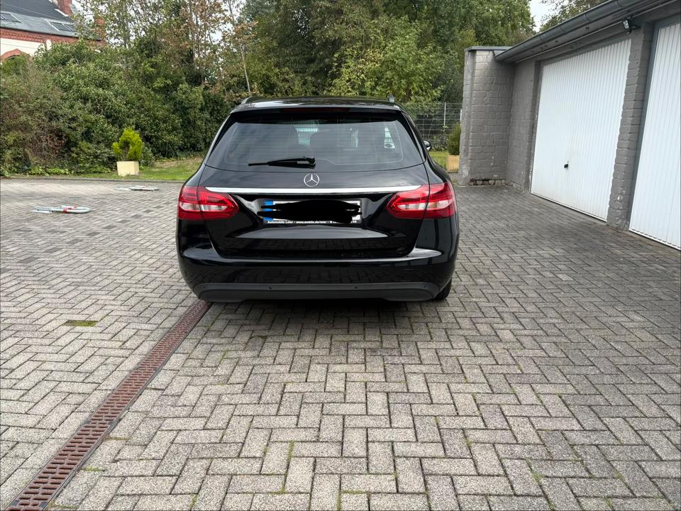 Mercedes Benz C 200 2014 — engine