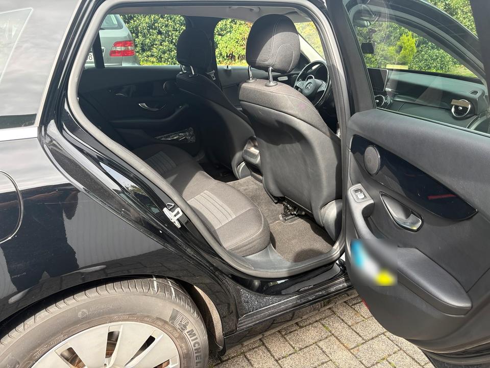 Mercedes Benz C 200 2014 — photo 9