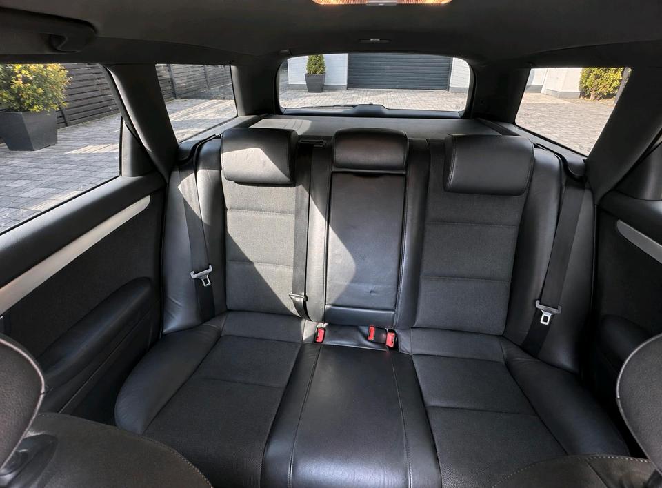 Audi A4 2007 — photo 12