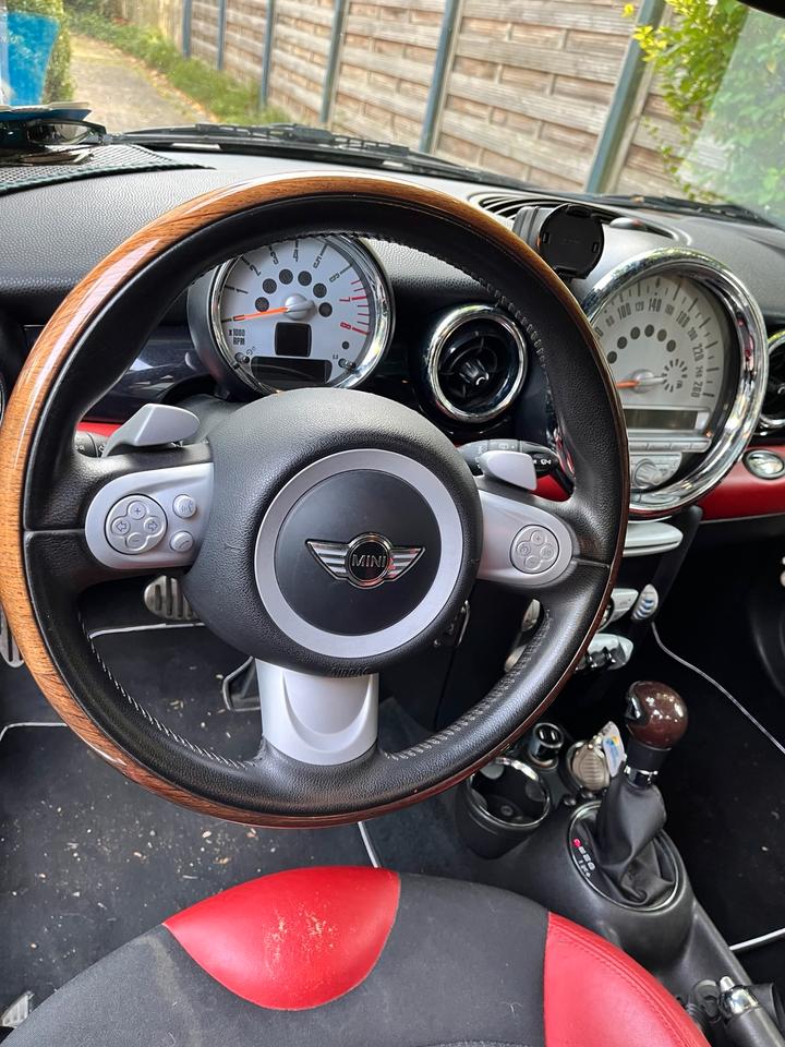 Mini Cooper S Clubman 2009 — engine