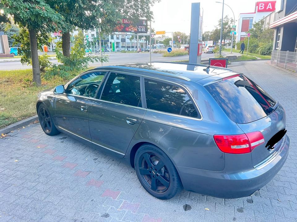 Audi A6 2011 — rear view