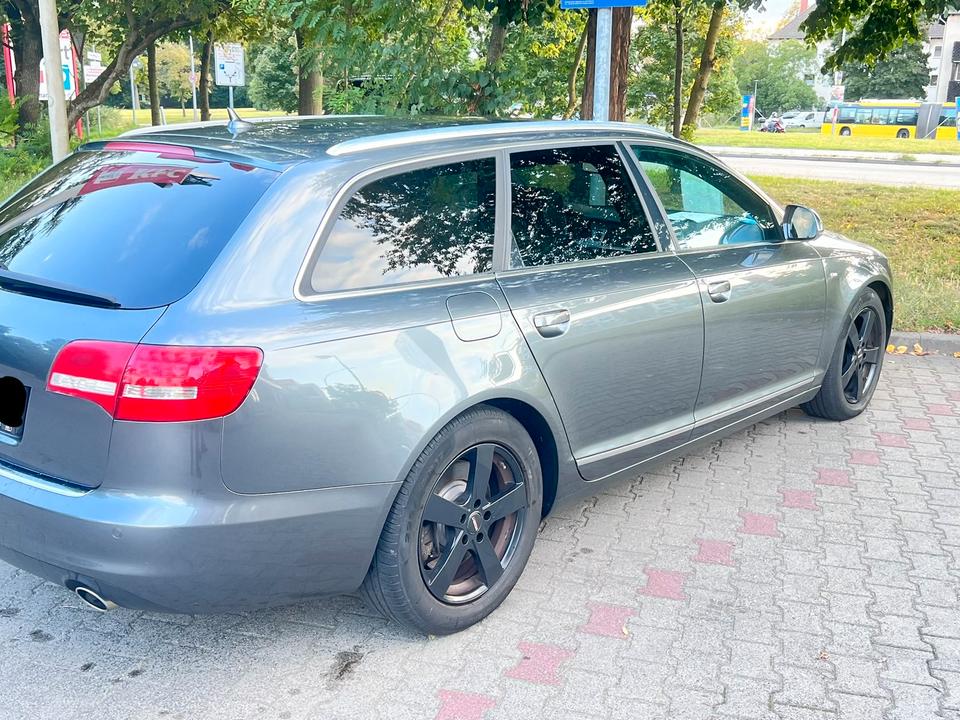 Audi A6 2011 — interior