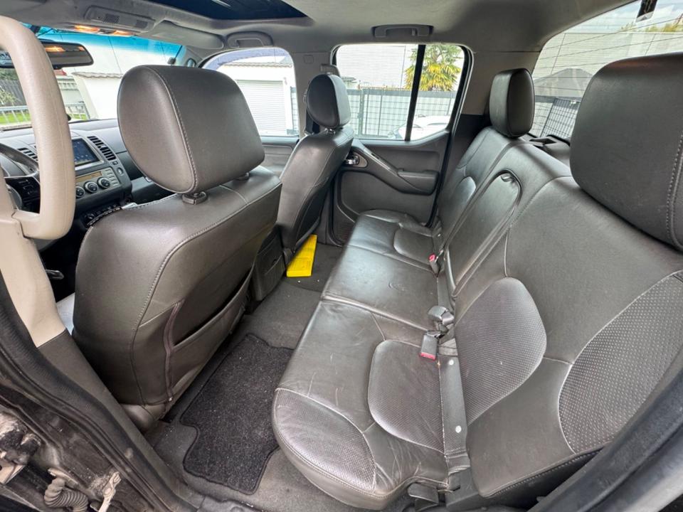 Nissan Navara 2007 — photo 8