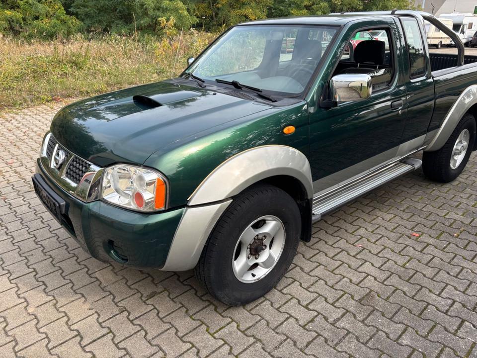 Nissan PickUp, 2005