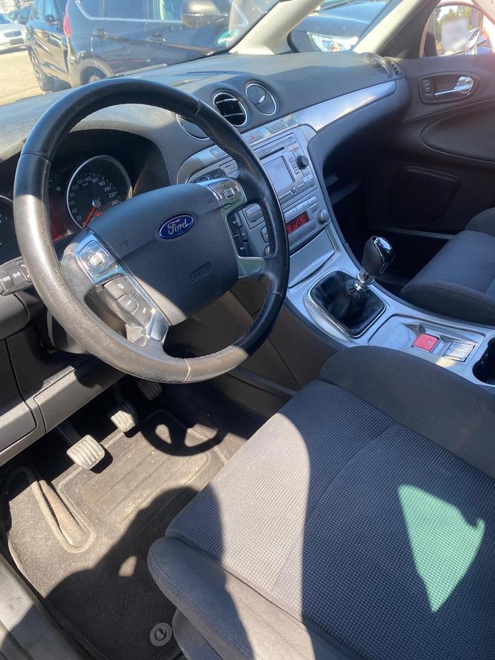 Ford S-Max 2007 — photo 15