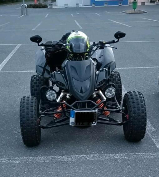 Weitere Motorräder Adly 500s Supermoto 2011 — interior