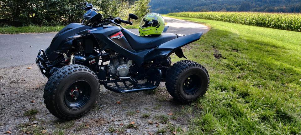Weitere Motorräder Adly 500s Supermoto 2011 — photo 6