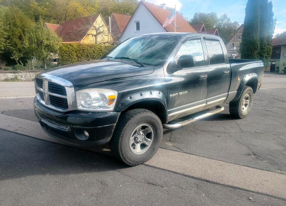 Dodge RAM 2007 — rear view